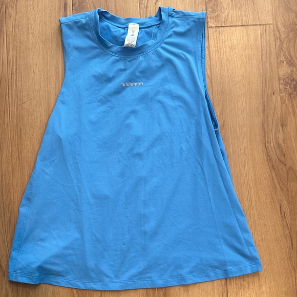 lululemon athletica Blue Tank Top - Picture 1 of 3